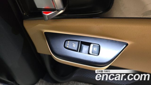 Kia Canival 2023 — photo 19