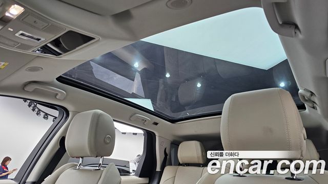 Land Rover Discovery Sport 2025 — photo 23
