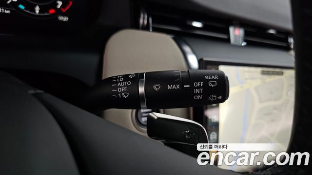 Land Rover Discovery Sport 2025 — photo 30