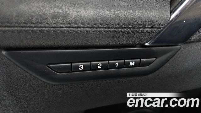 Land Rover Discovery Sport 2025 — photo 33
