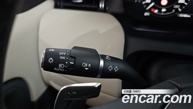 Land Rover Discovery Sport 2025 — photo 37