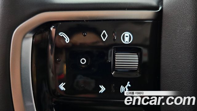 Land Rover Discovery Sport 2025 — photo 38