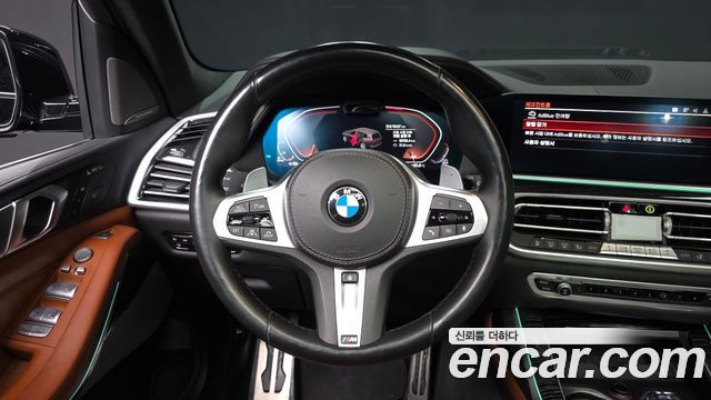 BMW X7 2021 — photo 19