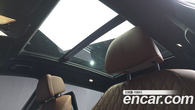 BMW X7 2021 — photo 25