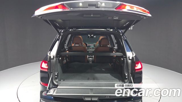 BMW X7 2021 — photo 26