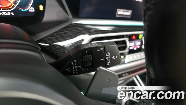 BMW X7 2021 — photo 29