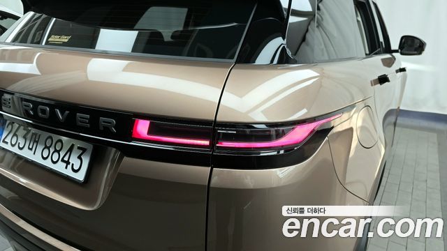 Land Rover Range Rover Evoque 2025 — photo 9