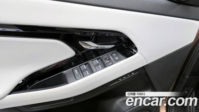 Land Rover Range Rover Evoque 2025 — photo 29