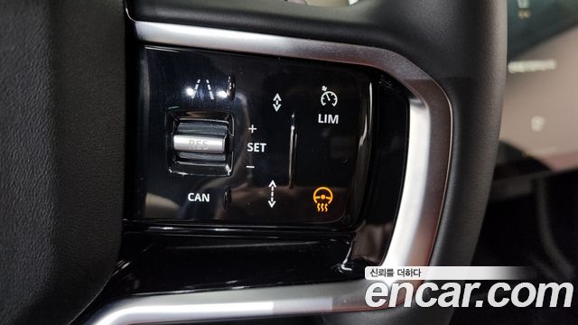Land Rover Discovery Sport 2025 — photo 21