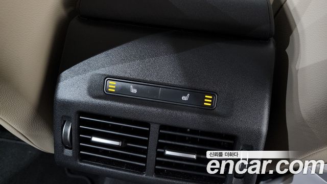 Land Rover Discovery Sport 2025 — photo 26