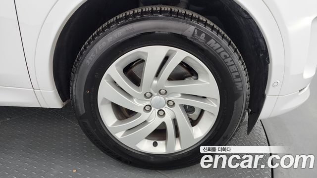 Land Rover Discovery Sport 2025 — photo 7