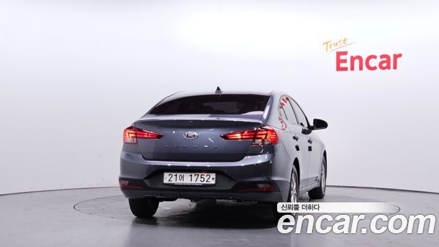 Hyundai AVANTE 2019 — photo 4