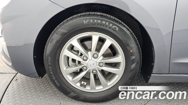 Hyundai AVANTE 2019 — photo 5