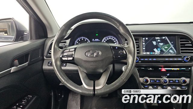 Hyundai AVANTE 2019 — photo 20