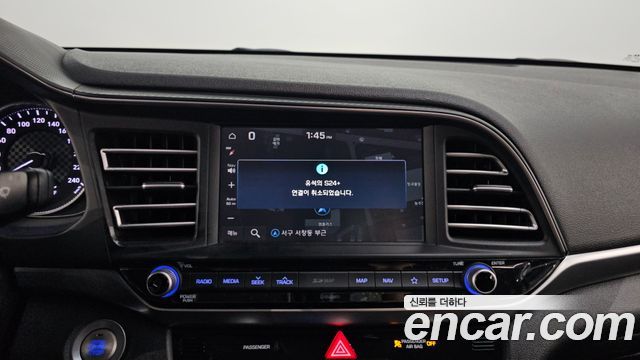 Hyundai AVANTE 2019 — photo 23