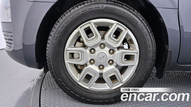Hyundai Staria 2023 — photo 5