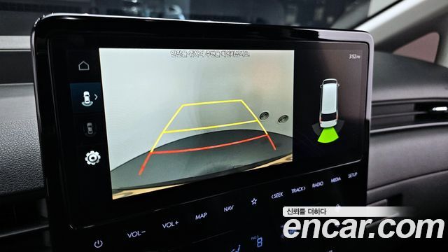 Hyundai Staria 2023 — photo 21