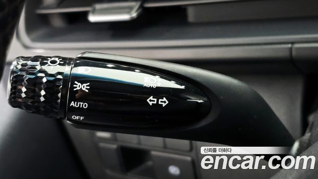 Hyundai Staria 2023 — photo 24