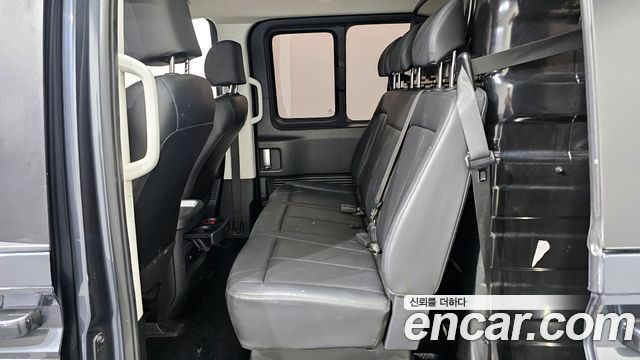 Hyundai Staria 2023 — photo 16
