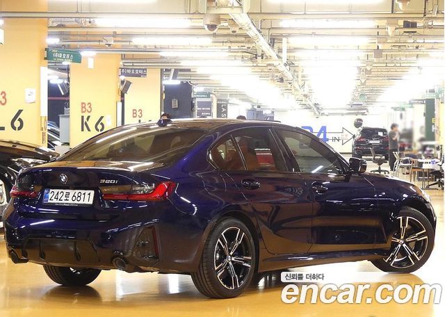 BMW 3-Series 2025 — photo 2