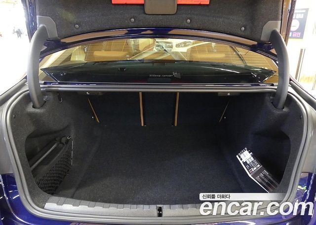 BMW 3-Series 2025 — photo 4
