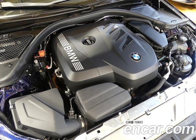 BMW 3-Series 2025 — photo 6