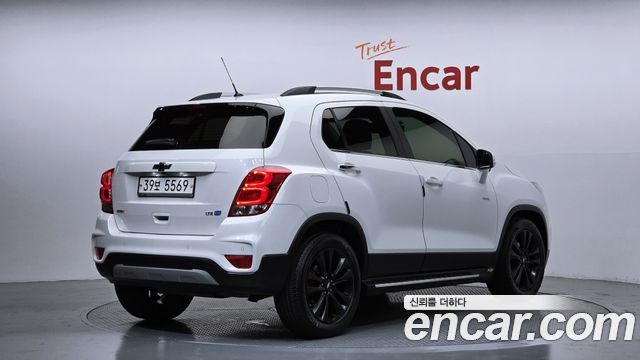 Chevrolet Korea Trax 2017 — photo 2