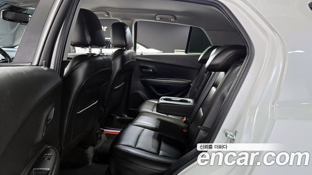 Chevrolet Korea Trax 2017 — photo 12