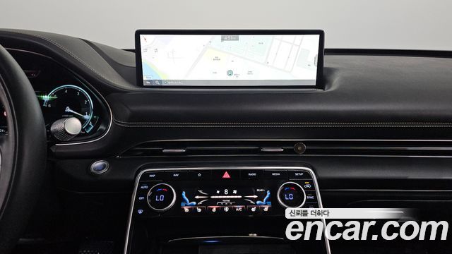 Genesis GV80 2022 — photo 18