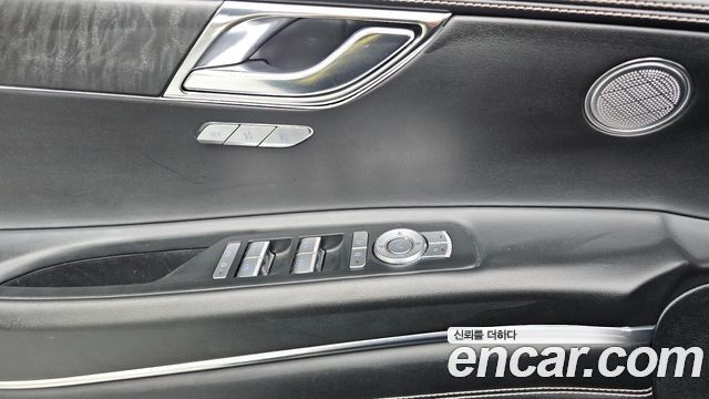 Genesis GV80 2022 — photo 29