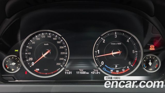 BMW 6-Series 2016 — photo 11