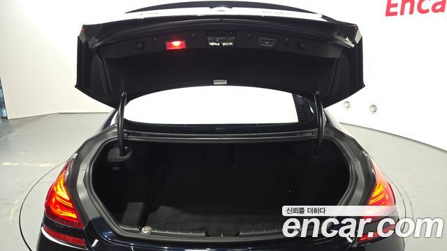 BMW 6-Series 2016 — photo 26