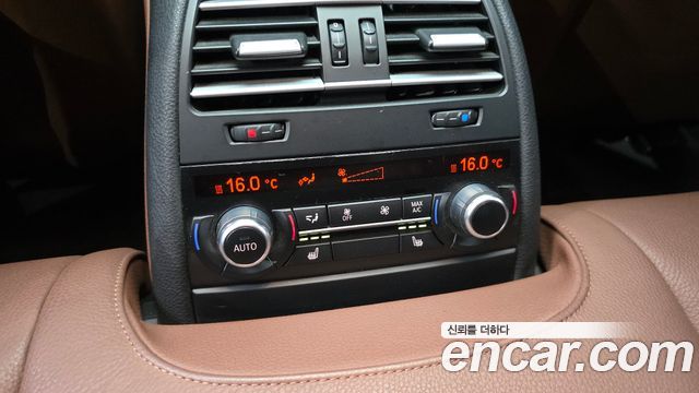 BMW 6-Series 2016 — photo 30