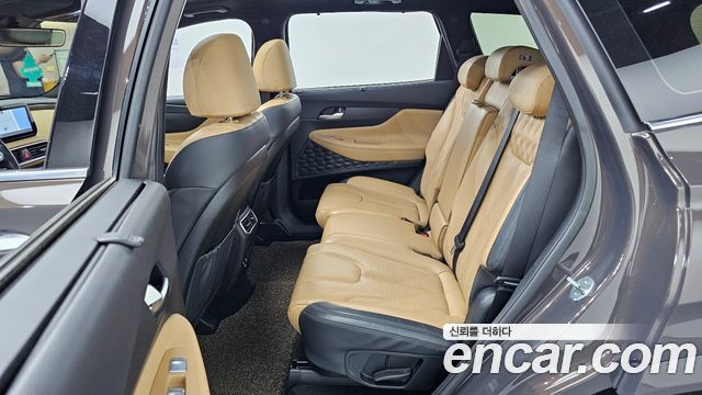 Hyundai Santafe 2021 — photo 12