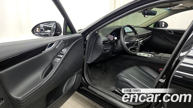 Genesis G80 2022 — photo 13