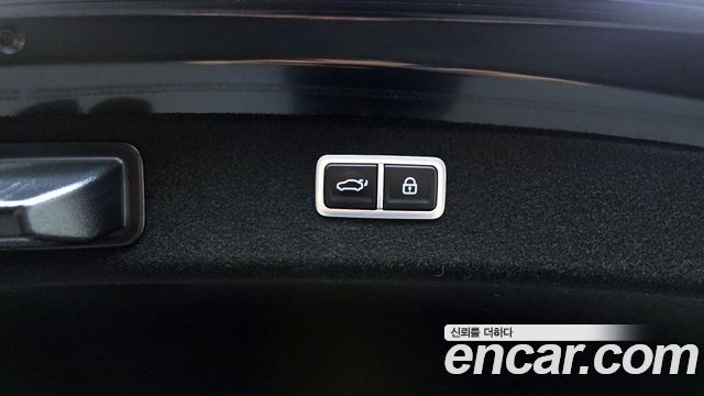 Genesis G80 2022 — photo 33