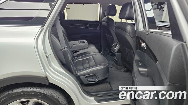 Kia Sorento 2015 — photo 18