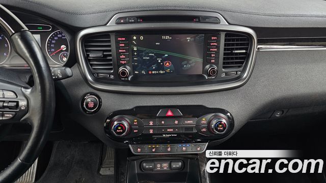 Kia Sorento 2015 — photo 22