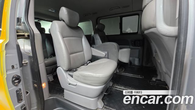 Hyundai Starex 2018 — photo 18