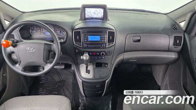 Hyundai Starex 2017 — photo 7
