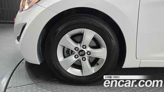 Hyundai AVANTE 2015 — photo 5