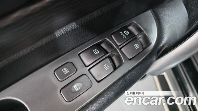 KG Mobility KORANDO 2017 — photo 12