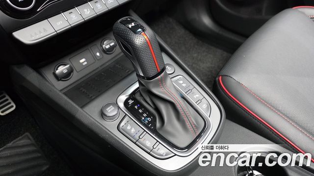 Hyundai Kona 2022 — photo 9