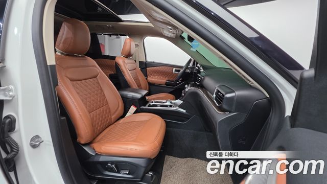 Ford Explorer 2020 — photo 10