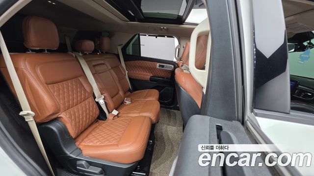 Ford Explorer 2020 — photo 19