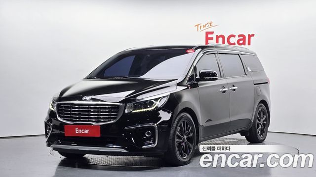 Kia Canival 2019 — photo 1