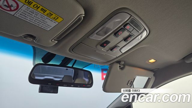 Kia Canival 2019 — photo 20