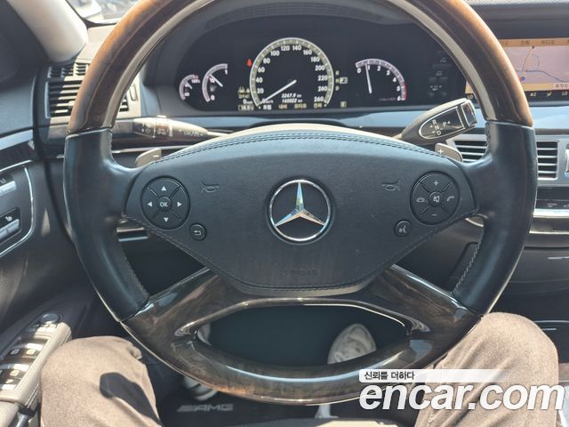 Mercedes-Benz S-Class 2011 — photo 13