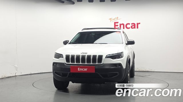 Jeep Cherokee 2021 — photo 3