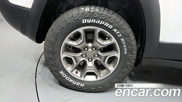 Jeep Cherokee 2021 — photo 5
